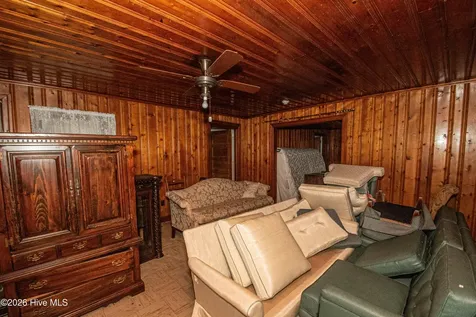 8605 S Nc 41 Highway Wallace NC 28466