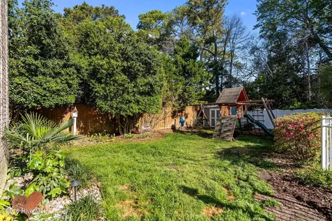 8120 Mason Ridge Lane Wilmington NC 28409
