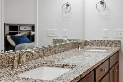 627 Lyrebird Avenue Wilmington NC 28412