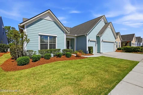 627 Lyrebird Avenue Wilmington NC 28412