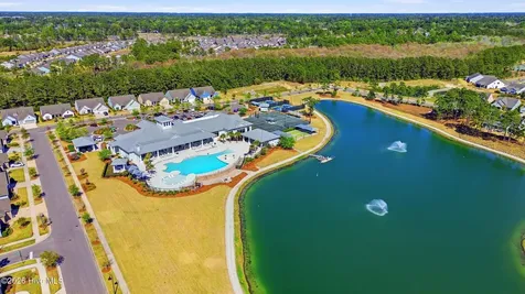 627 Lyrebird Avenue Wilmington NC 28412