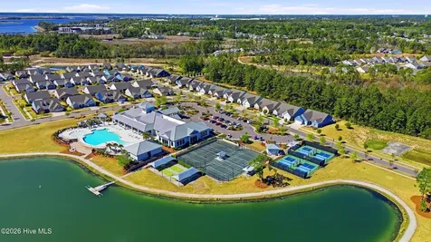 627 Lyrebird Avenue Wilmington NC 28412