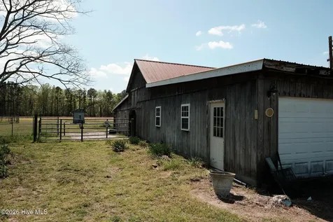 697 Okisko Road Elizabeth City NC 27909