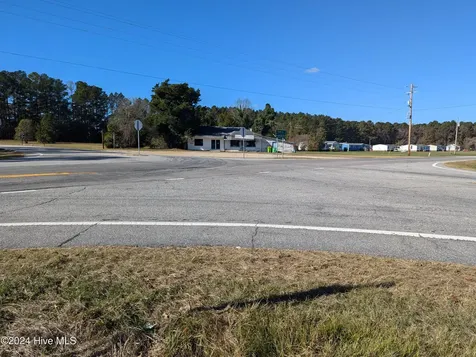 16152 Nc Highway 125 Halifax NC 27839