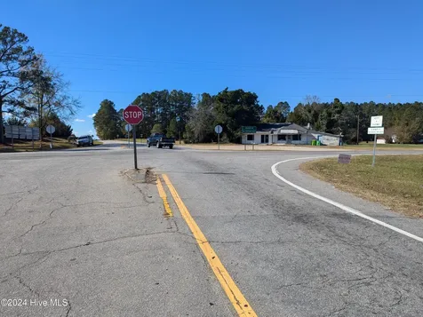 16152 Nc Highway 125 Halifax NC 27839