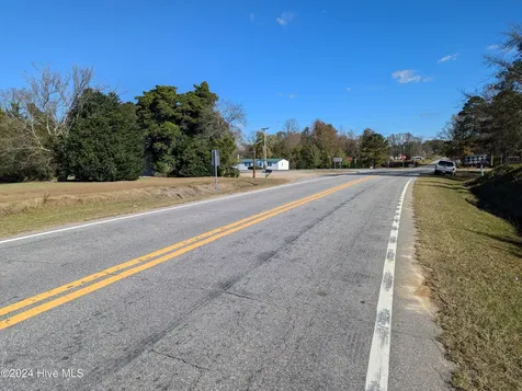 16152 Nc Highway 125 Halifax NC 27839