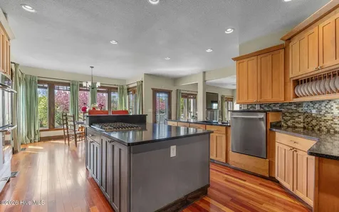 102 Falcons Cove Moyock NC 27958