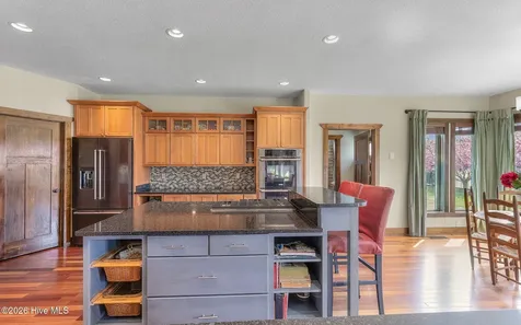 102 Falcons Cove Moyock NC 27958