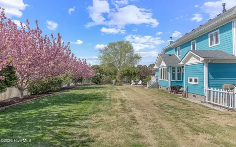 102 Falcons Cove Moyock NC 27958