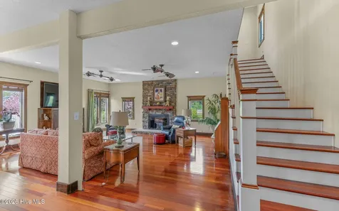 102 Falcons Cove Moyock NC 27958