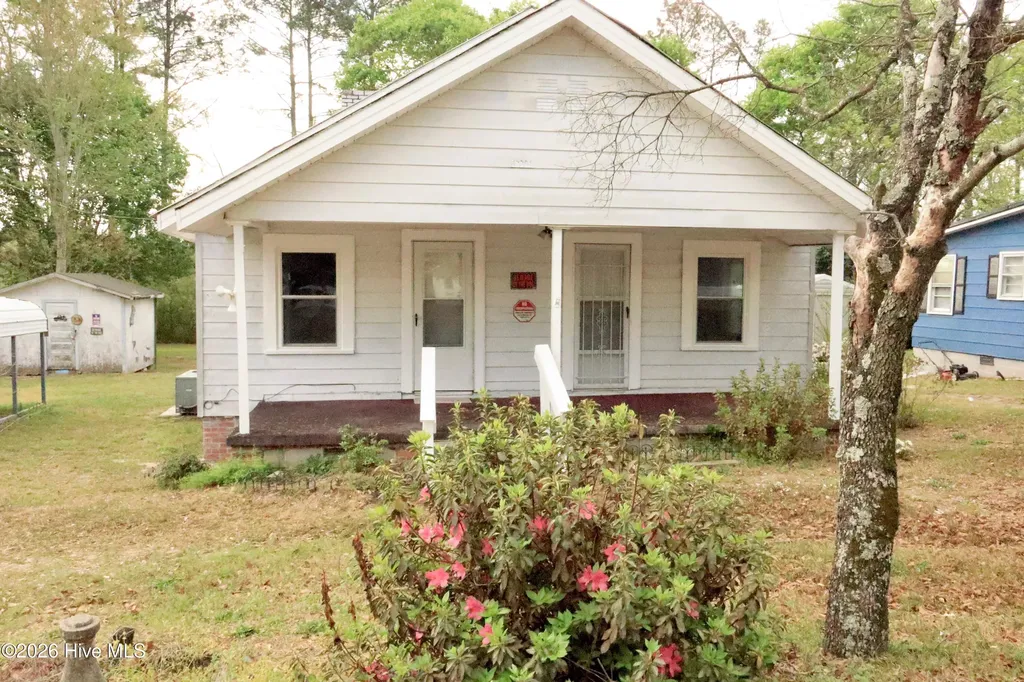 17761 Saint Johns Church Road Laurel Hill NC 28351