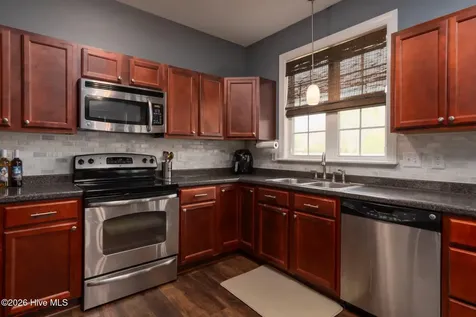 507 Sunset Strip Jacksonville NC 28540