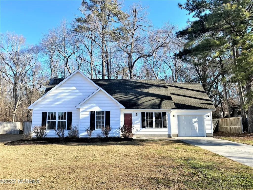 135 Settlers Circle Jacksonville NC 28546