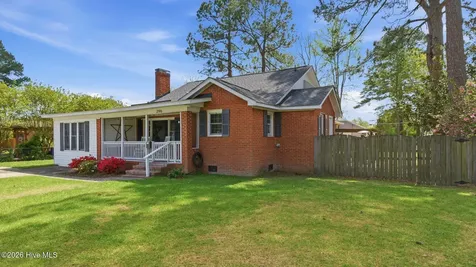 296 Sixth Street Ayden NC 28513