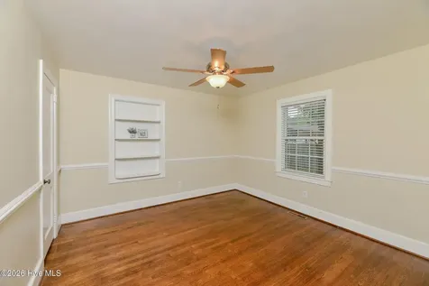 296 Sixth Street Ayden NC 28513