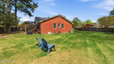 296 Sixth Street Ayden NC 28513