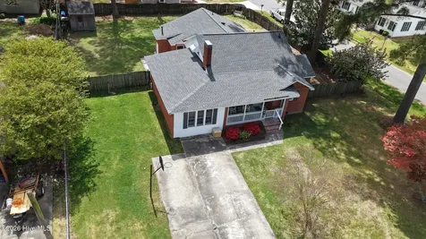 296 Sixth Street Ayden NC 28513