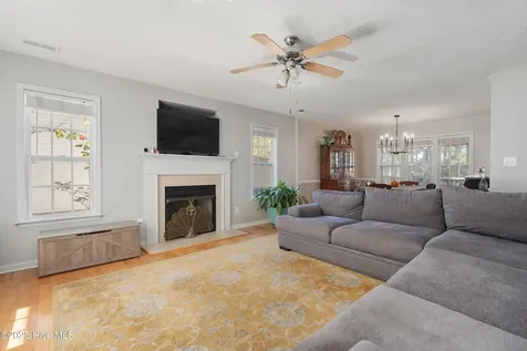 9818 N Olde Towne Wynd SE Leland NC 28451