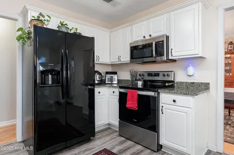 9818 N Olde Towne Wynd SE Leland NC 28451
