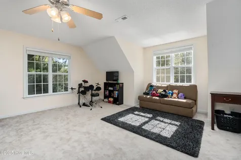 9818 N Olde Towne Wynd SE Leland NC 28451