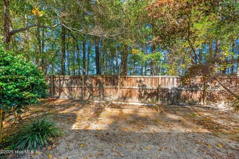 9818 N Olde Towne Wynd SE Leland NC 28451