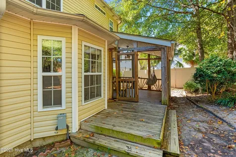 9818 N Olde Towne Wynd SE Leland NC 28451