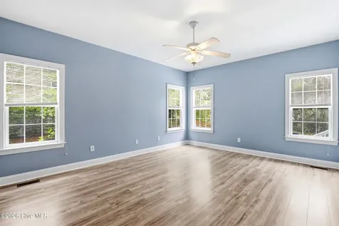 5102 Avine Court Wilmington NC 28409