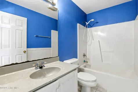 5102 Avine Court Wilmington NC 28409