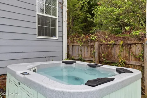 5102 Avine Court Wilmington NC 28409