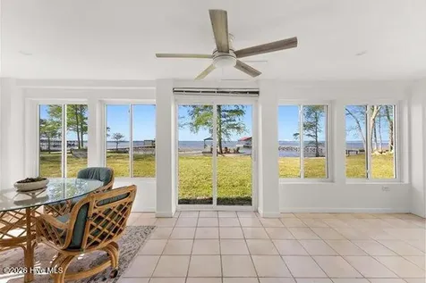 1922 Bella Coola Road Lake Waccamaw NC 28450