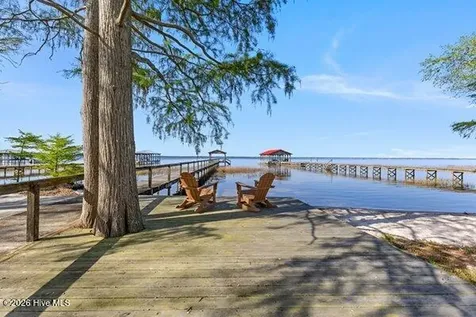 1922 Bella Coola Road Lake Waccamaw NC 28450