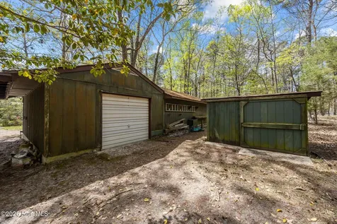512 Raymond Drive Arapahoe NC 28510