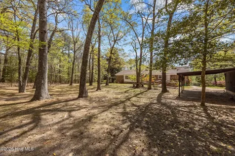 512 Raymond Drive Arapahoe NC 28510