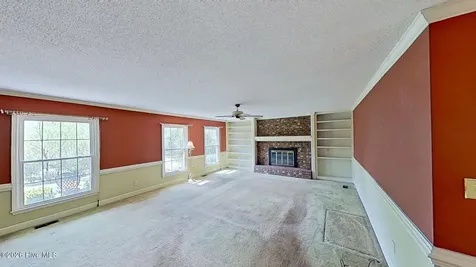 512 Raymond Drive Arapahoe NC 28510