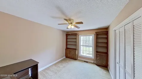 512 Raymond Drive Arapahoe NC 28510