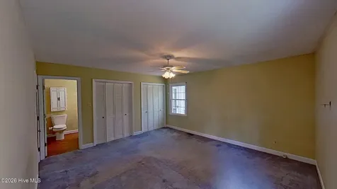 512 Raymond Drive Arapahoe NC 28510