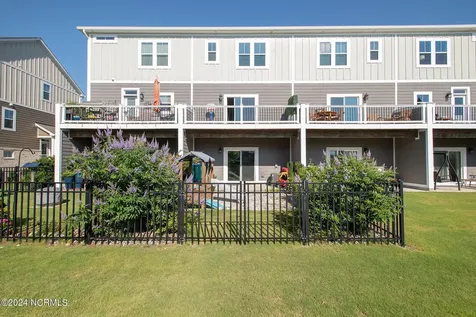 220 Gray Duck Drive Beaufort NC 28516