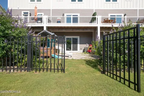 220 Gray Duck Drive Beaufort NC 28516