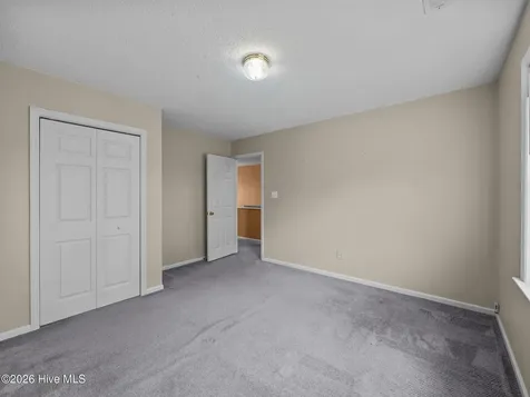 1017 N Commons Drive Jacksonville NC 28546