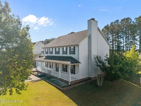 1017 N Commons Drive Jacksonville NC 28546