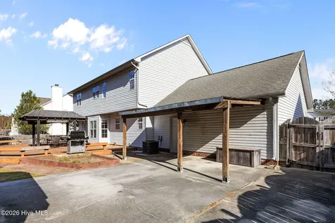1017 N Commons Drive Jacksonville NC 28546