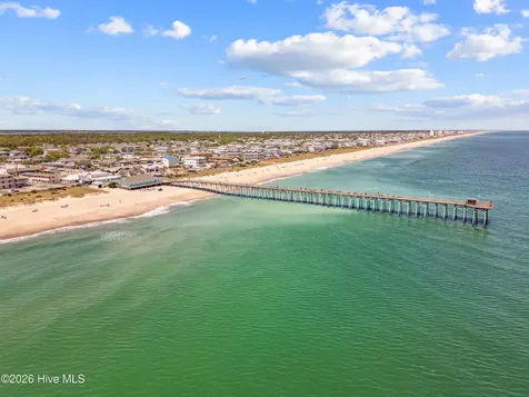 572 Pelican Cove Way SE Southport NC 28461