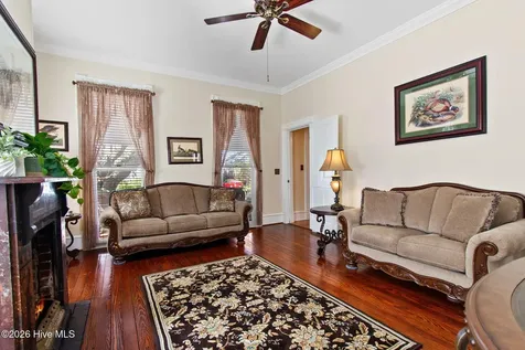 315 W Church Street Elizabeth City NC 27909