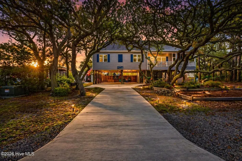 108 NW 25th Street Oak Island NC 28465