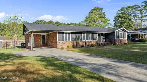705 Clarence Court Goldsboro NC 27530