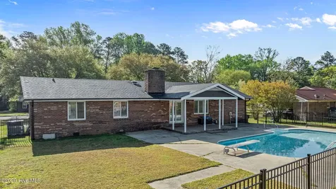 705 Clarence Court Goldsboro NC 27530