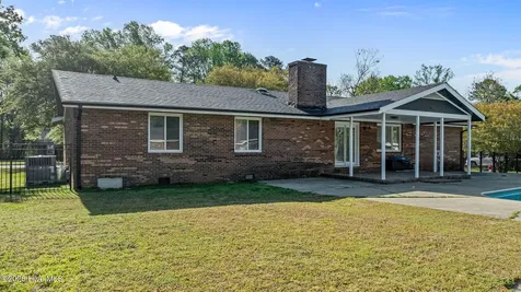 705 Clarence Court Goldsboro NC 27530