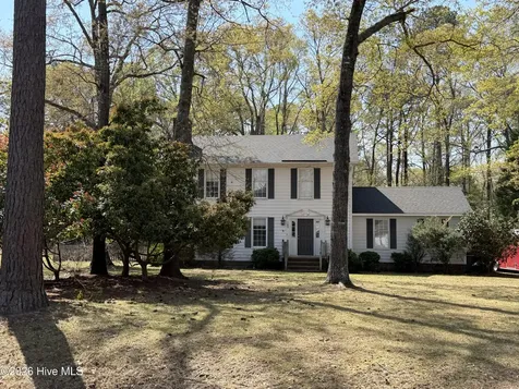 105 Demille Drive Washington NC 27889