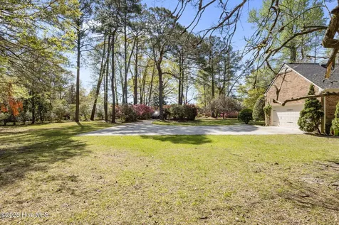 904 Hidden Drive New Bern NC 28562