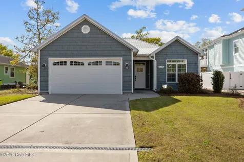 129 NW 11th Street Oak Island NC 28465